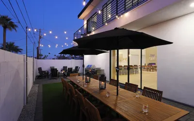 Luxe - Nouveau - Sparkling Pool - Walk to Old Town