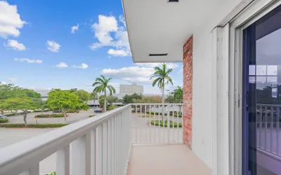 Las Olas & Beachside getaway with pool