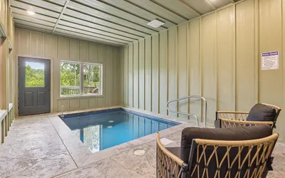 Gorgeous Brand-new Home w Pool Game Room Hot Tub