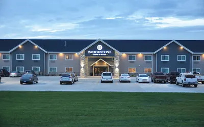 Brookstone Lodge & Suites