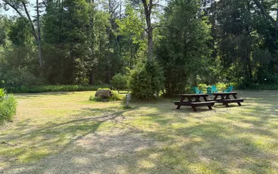 Saratoga Garden Motel