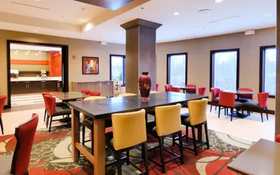 Holiday Inn Express & Suites Plymouth - Ann Arbor Area, an IHG Hotel