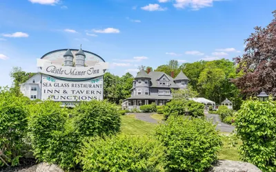 Castle Manor Inn
