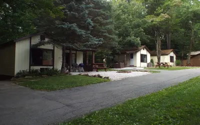 Hemlock Campground And Cottages