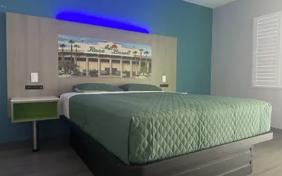 Hi-Way Host Motel