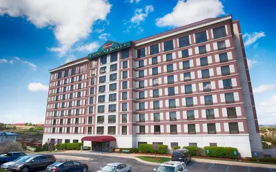 Grand Plaza Hotel & Conference Center