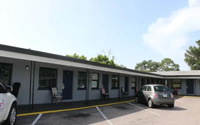 Dunedin Cove Motel