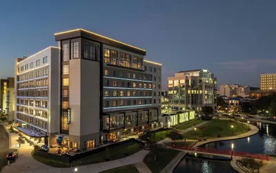 Trilogy Hotel Huntsville, Autograph Collection