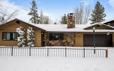 Wanderlust Lodge