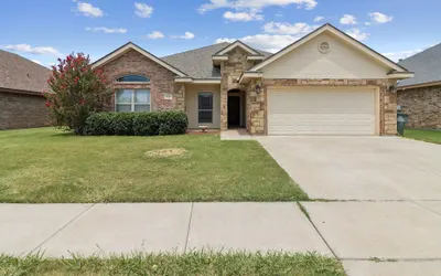 Gorgeous 4br Dakota Springs Home 3 Bedroom Home