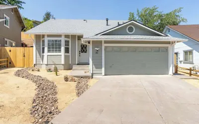 The Deco Retreat - UNR - Pet Friendly