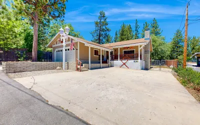 Lazy Bear Cabin #554