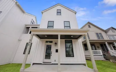 Jungle House Premier Residences – Downtown Columbus & Short North