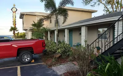 Siesta Motor Inn By Townhouse Kennedy Space Center Titusville I 95