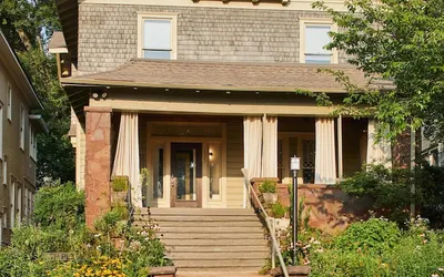 Apt1 Charles - Step-free Accessible Dog-friendly