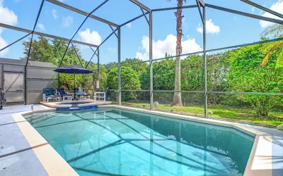 Siesta Pool Vacation Villa