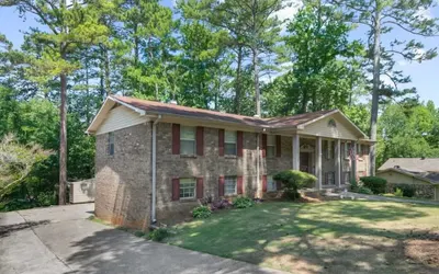 Monterey Drive Maison