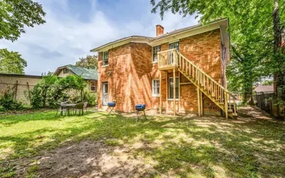 Rozelle Roost Both Units