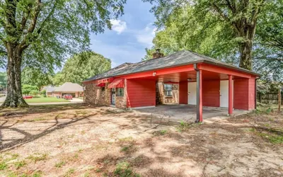 Tulip Tree Cottage