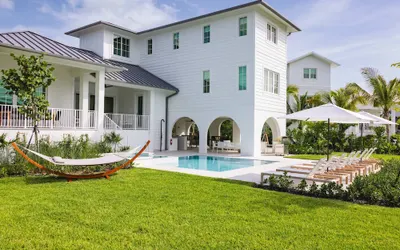 Brand New The Greenmoor House With Pool