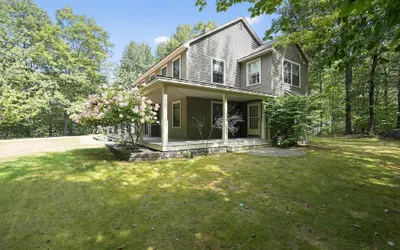 Gray Woodland Escape Golf, Pool & Cinema 5 Bedroom Home