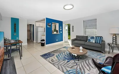 Ocean Breeze Home in Hollywood