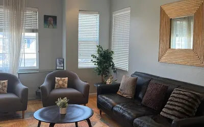Large and Cozy Home 2BD 2BA Near SF