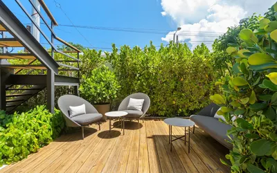 Adults Exclusively Bar Oceanpark Beach