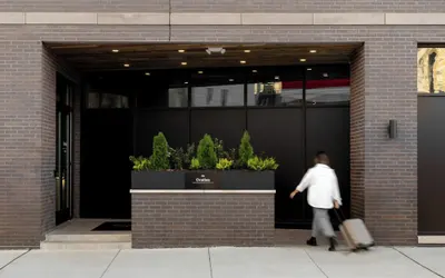 Sosuite at The Ovation - Avenue of The Arts