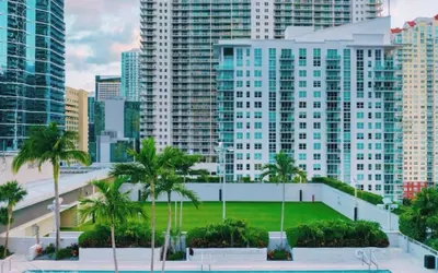 Brickell Sea View 2BR by Palermo Home