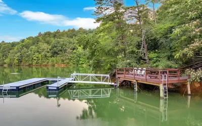 Cozy 3BR Lake Access w Sauna