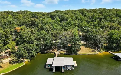 Lakefront Home w/ Dock, Boat Slip, Private Ramp, Kayaks, Paddle Boards & Firepit