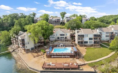 Dream Condo With Perfect Location for All The Fun!