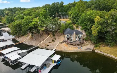 Expansive Deck, Beautiful Views, Private Dock & Boat Slip