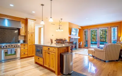 Elkhorn Springs Sanctuary - Pool/hot Tub/underground Parking