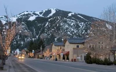 2BD Ranch Condo - Walk to Free Elkhorn Resort Amenities