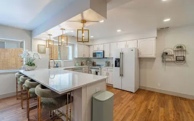 The Deco Retreat - UNR - Pet Friendly