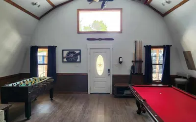 Terracotta Oasis - Wimberley for 30 Guests