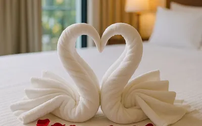 Luxury NYC Home with Free Parking for 12