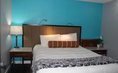 Naval Suites By FairBridge