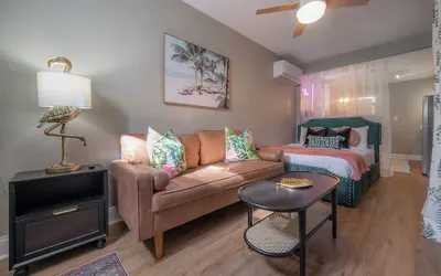 2501 W North B St, Unit 8