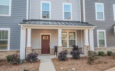 Luxe King 4BR Townhouse to Uptown CLT