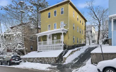 Cozy Adventure Filled Escape Free Parking 2 Bedroom Apts