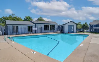 Kingbed,a+location,a+for Workers, Longstaydiscount