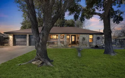 Dean's Retreat At Georgetown 3 Bedroom Home