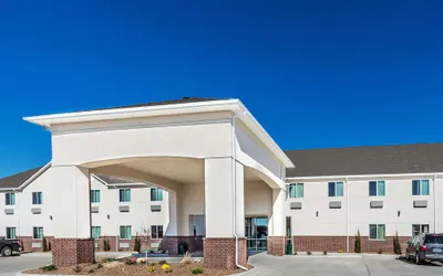 Days Inn & Suites by Wyndham El Dorado