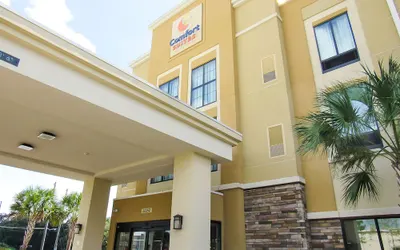 Comfort Suites Dunnellon near Rainbow Springs