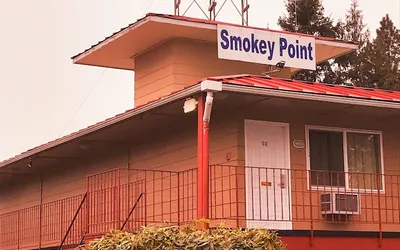 Smokey Point Motor Inn