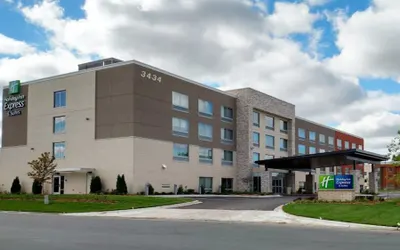 Holiday Inn Express & Suites Eagan - Minneapolis Area, an IHG Hotel