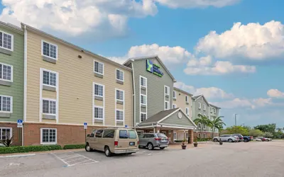 Extended Stay America Select Suites - Lake Worth